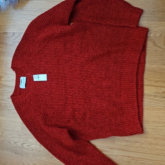 Old Navy Sweater - Picture 1 of 4